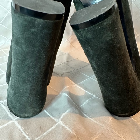 Kenneth Cole Dark Green Peep-Toe Mules, size 39 - Picture 10 of 12